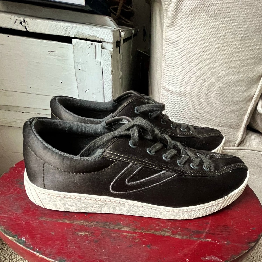 Tretorn Black Low-Top Sneakers with White Sole